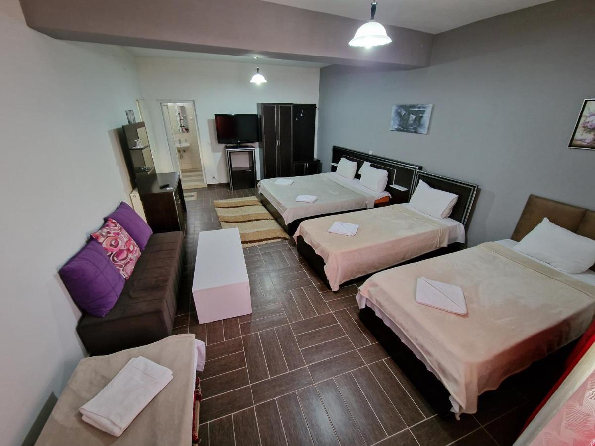 Hotel Yal Restaurant Tetovo Exteriör bild