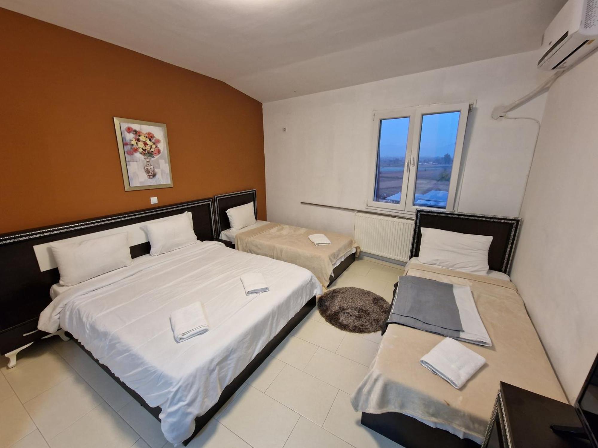 Hotel Yal Restaurant Tetovo Rum bild
