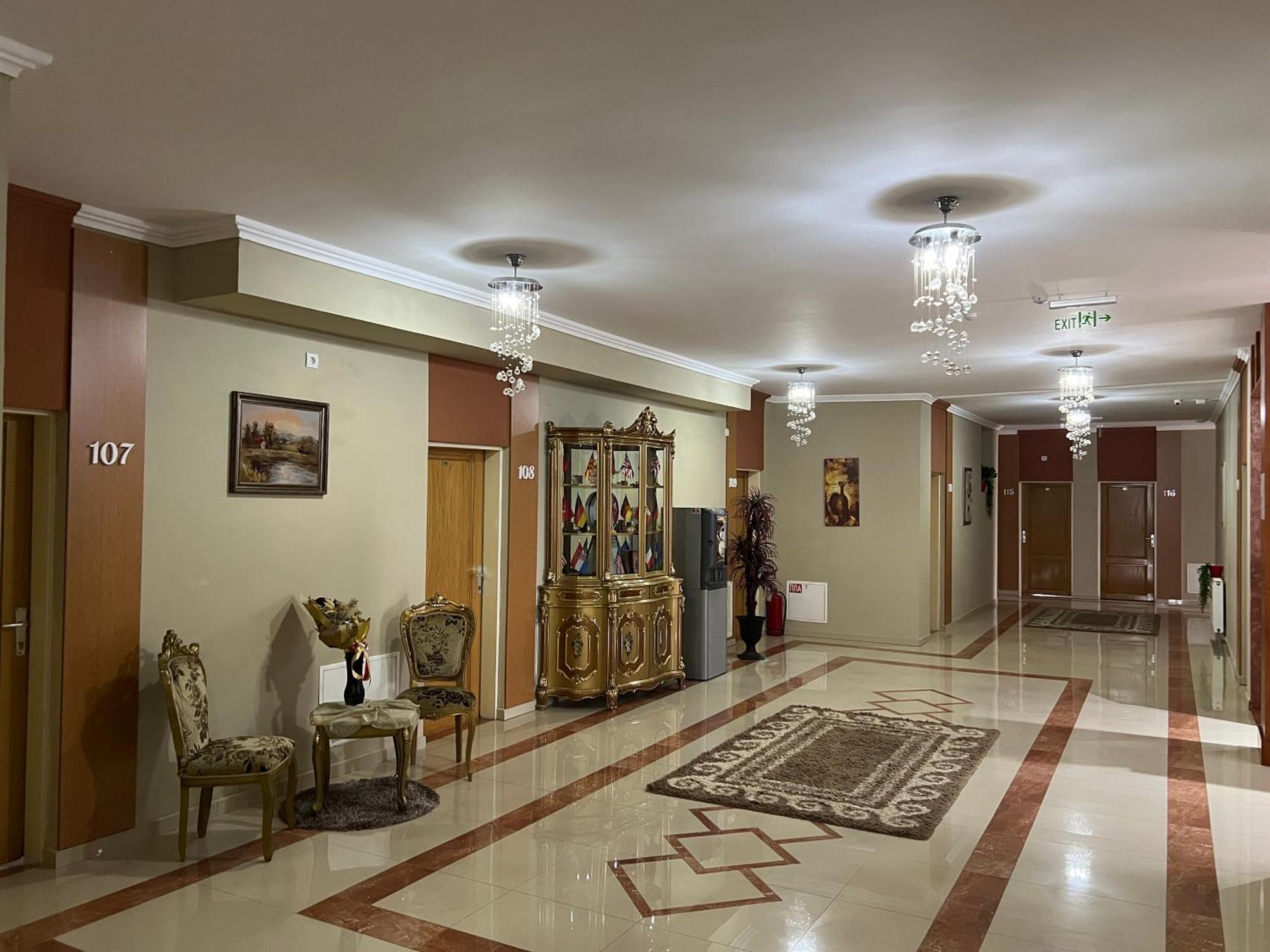 Hotel Yal Restaurant Tetovo Exteriör bild