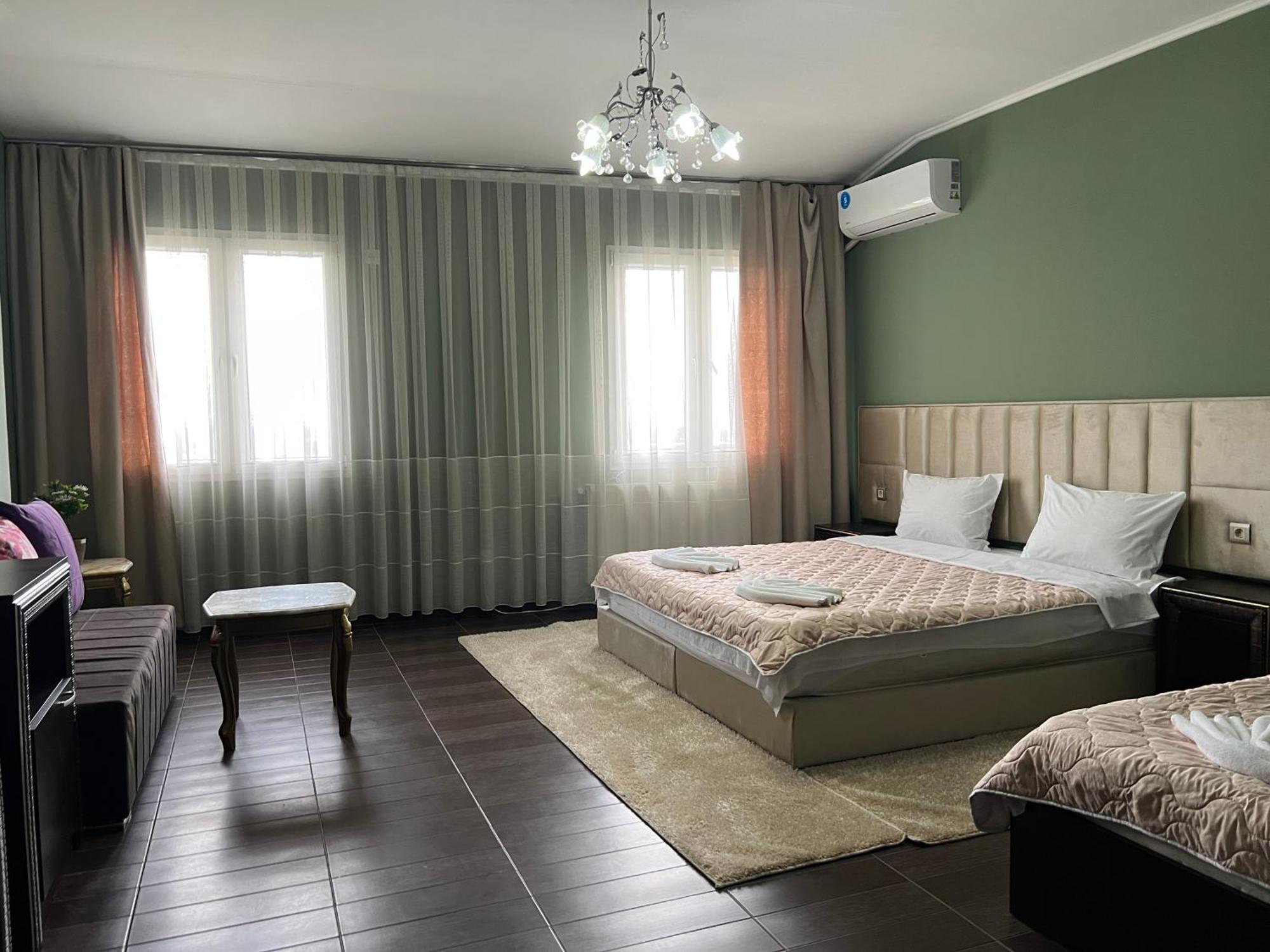 Hotel Yal Restaurant Tetovo Exteriör bild